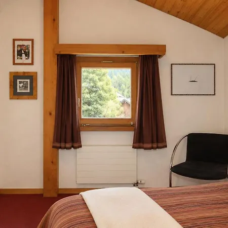 Cozy With Mountain Scenery Appartement Gstaad