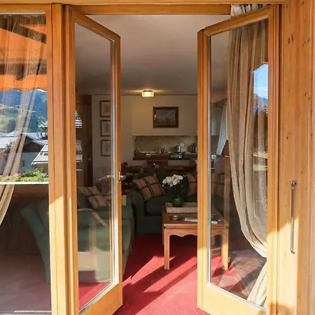 Appartement Cozy With Mountain Scenery Gstaad