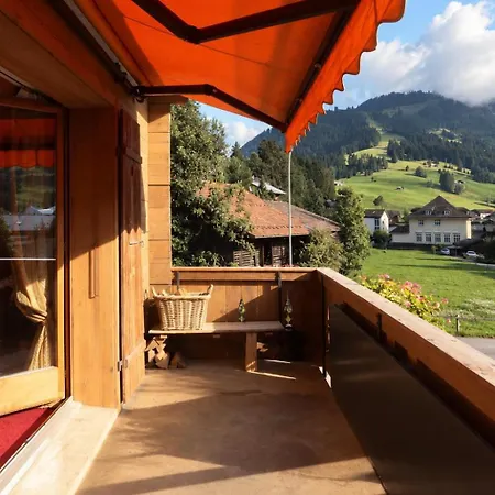 Cozy With Mountain Scenery Appartement Gstaad